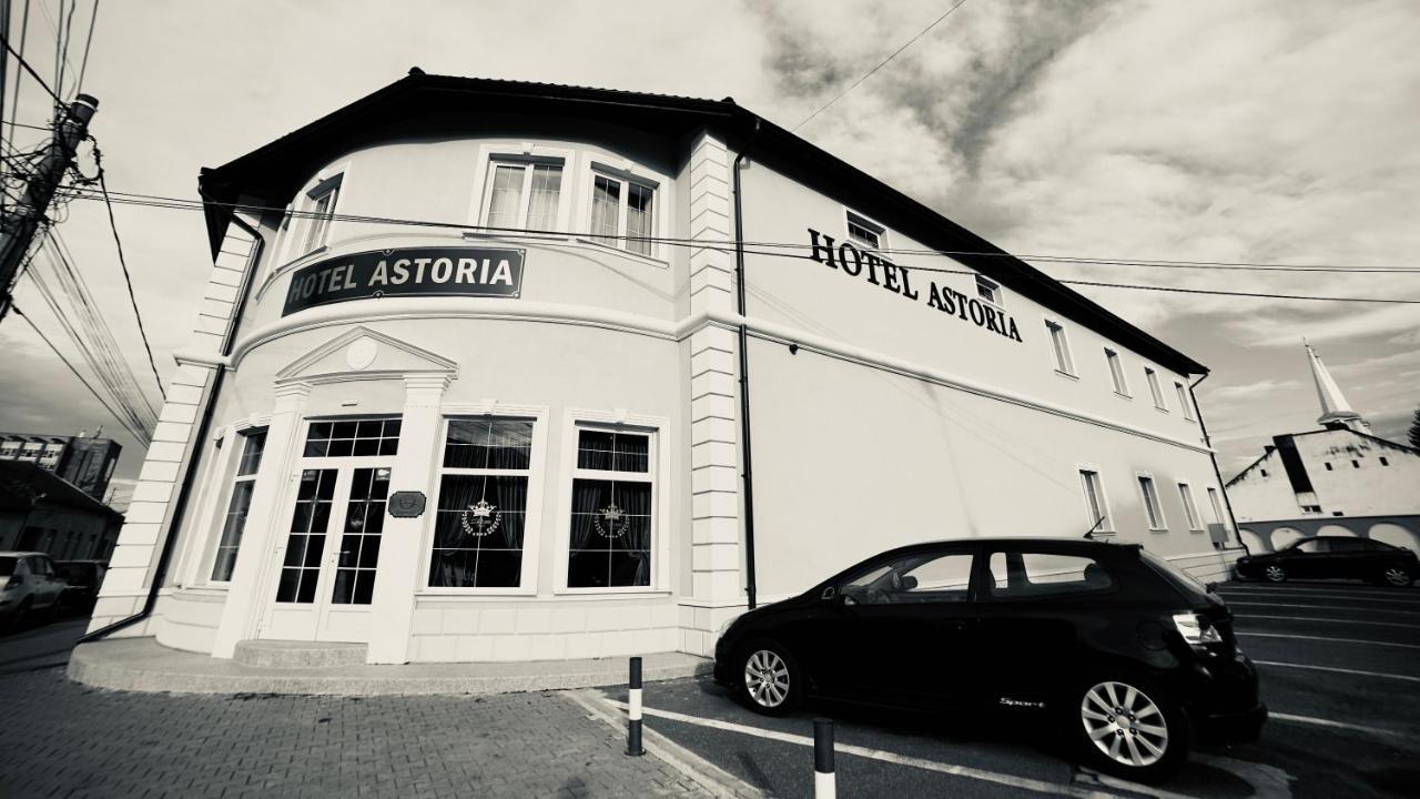 Hotel Astoria Hunedoara Exterior foto